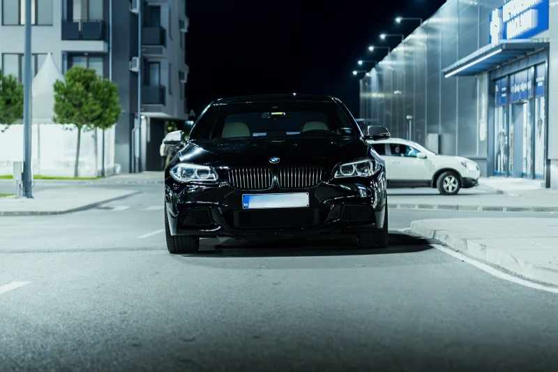 BMW 530 XDRIVE/M PACK/MEMORY/BLIND SPOT/360/RECARO/ПОДГРЕВ, снимка 3 - Автомобили и джипове - 52435970