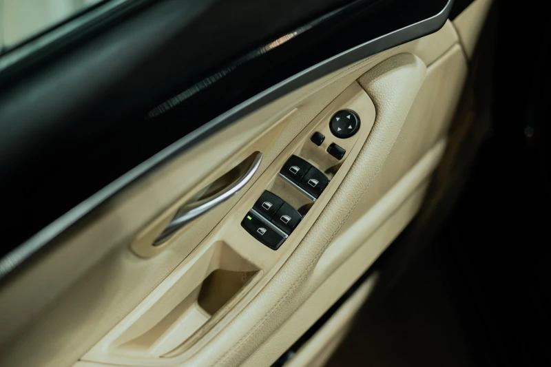 BMW 530 XDRIVE/M PACK/MEMORY/BLIND SPOT/360/RECARO/ПОДГРЕВ, снимка 17 - Автомобили и джипове - 52435970