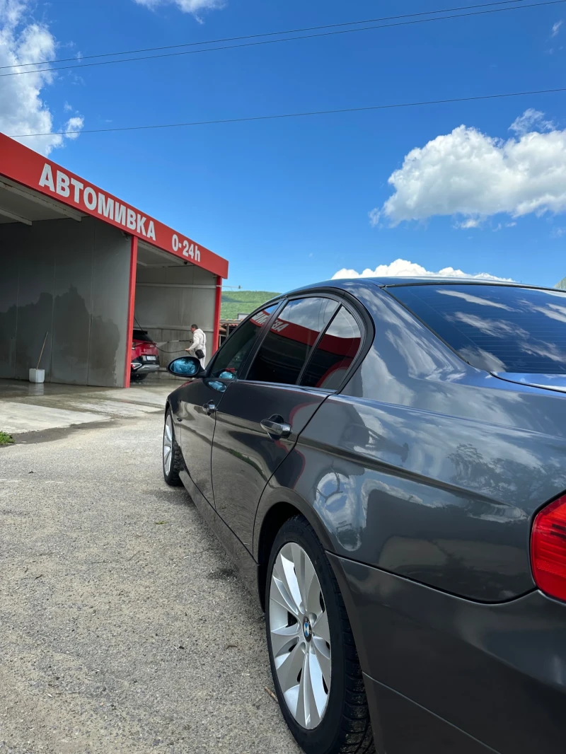 BMW 320, снимка 5 - Автомобили и джипове - 52564647