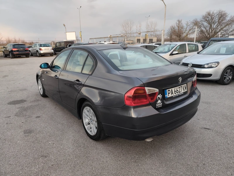 BMW 320 2.0D СЕДАН, снимка 5 - Автомобили и джипове - 52978759