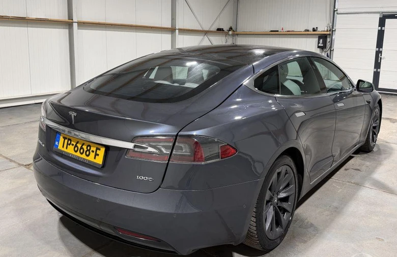 Tesla Model S S100D с Гаранция, снимка 2 - Автомобили и джипове - 56132296