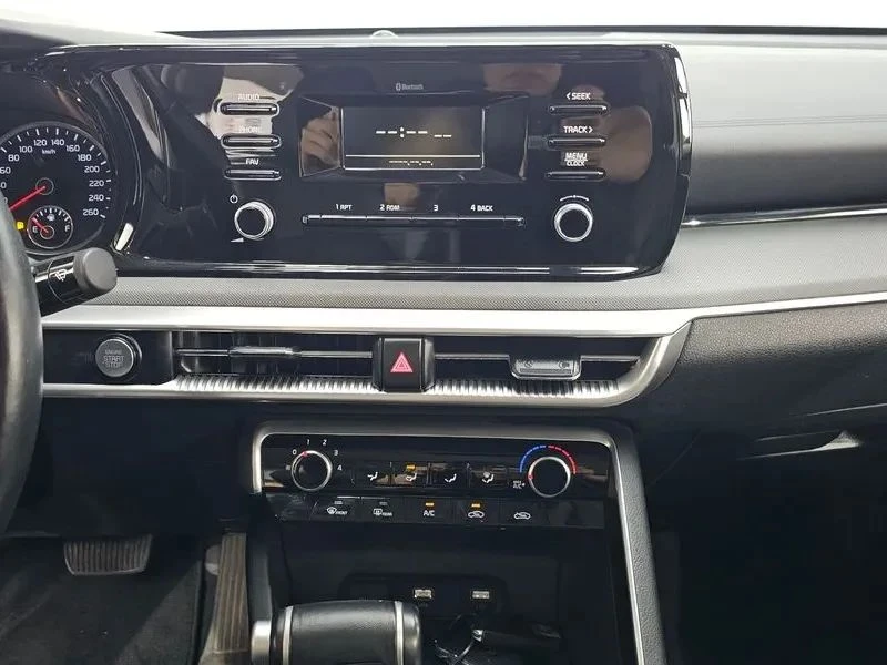 Kia K5, снимка 12 - Автомобили и джипове - 56740200