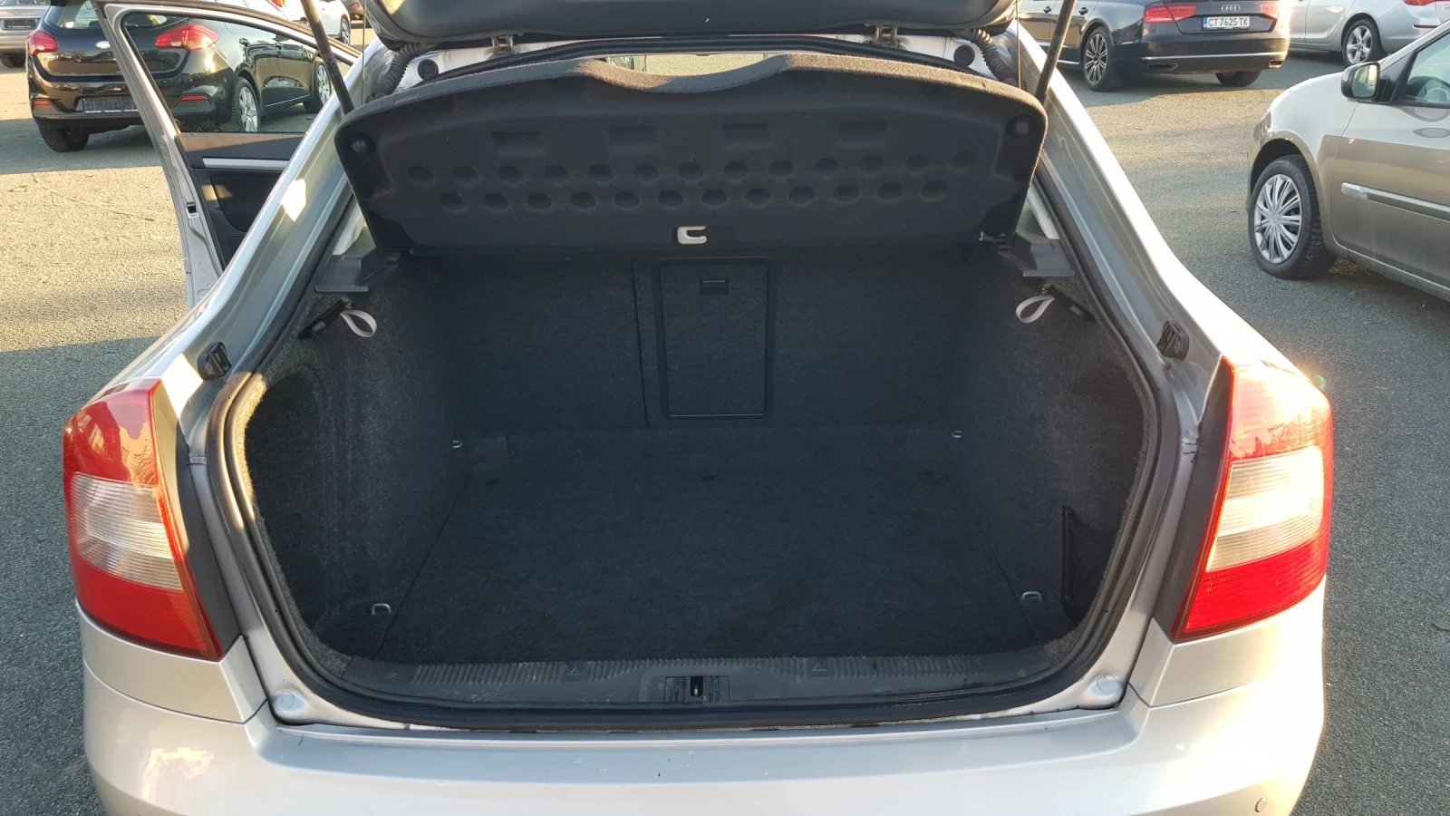 Skoda Octavia 1, 4Ti6sk122kNAVITEMPOMATPARKTRONIKPODGREVKSENONEU | Mobile.bg   13