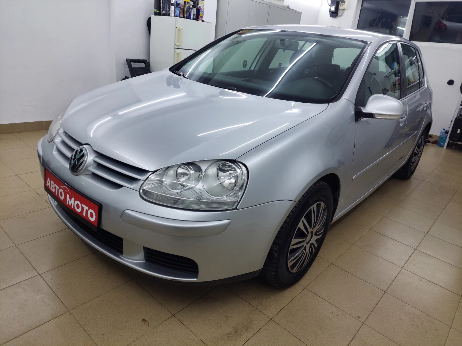 VW Golf 1.6 ГАЗ- БЕНЗИН - изображение 4