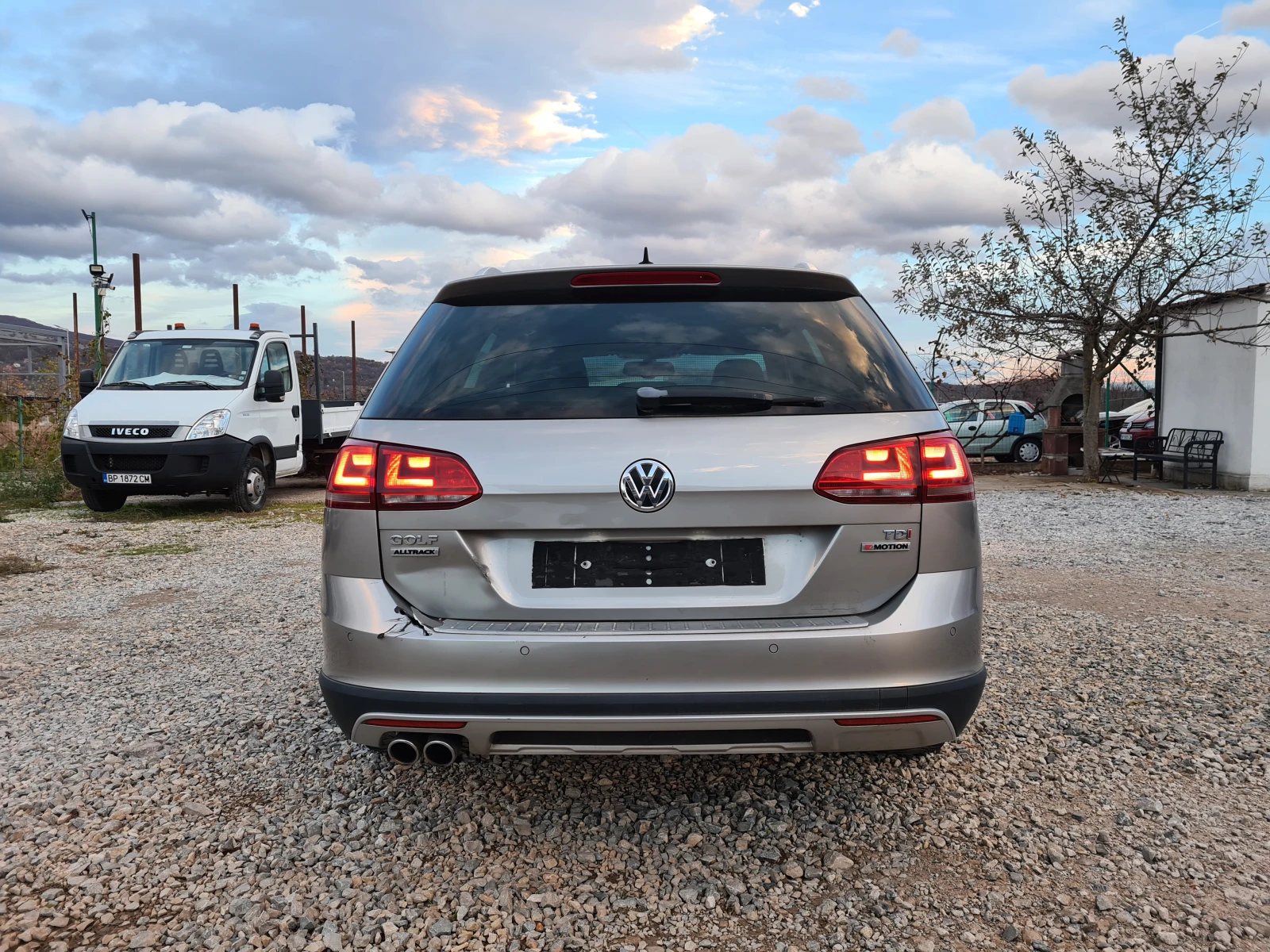 VW Golf 1.6TDI 110kc Feislift.4х4.157000хил - изображение 6