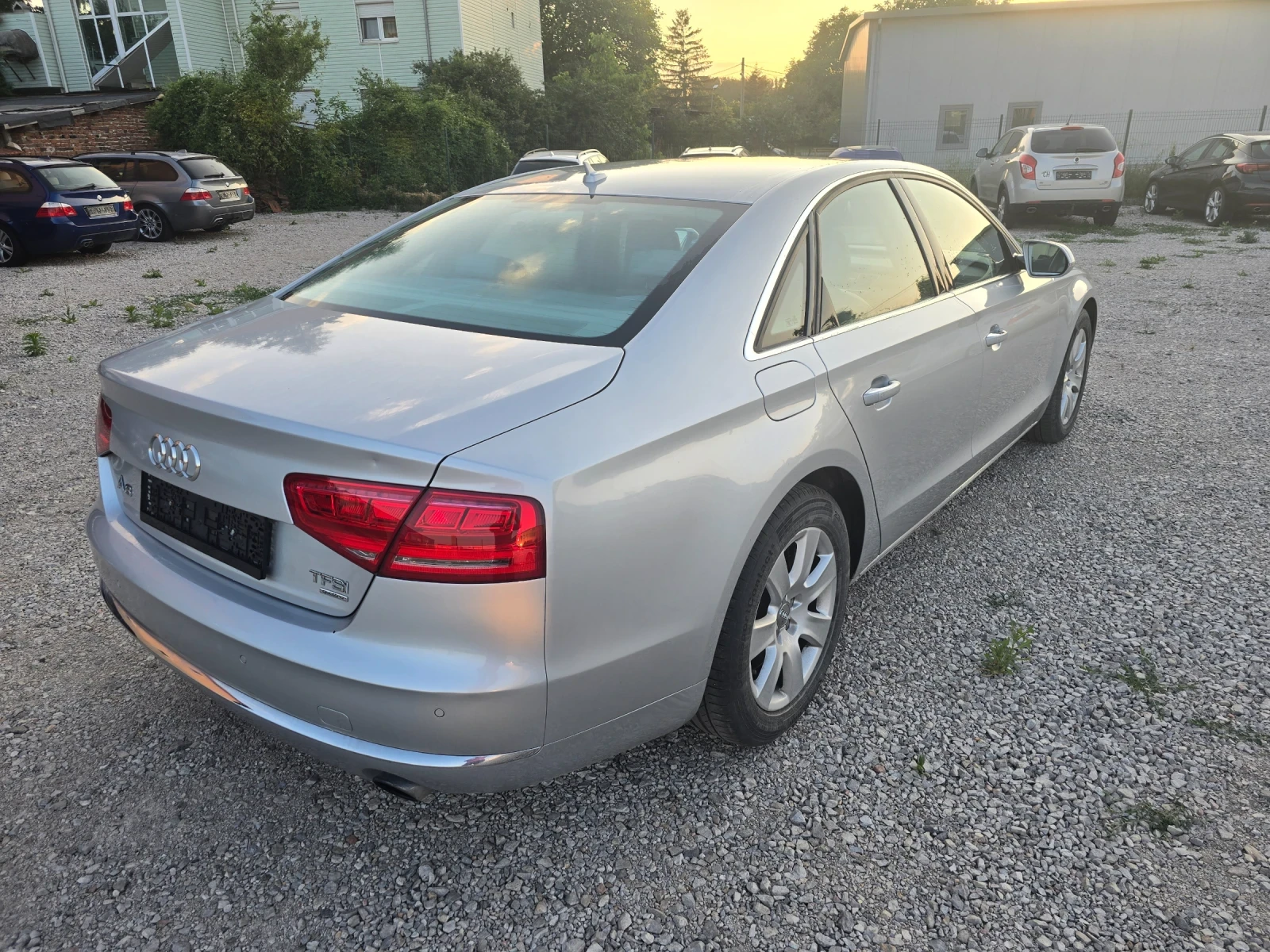 Audi A8 4.0TFSI Бензинов - изображение 7