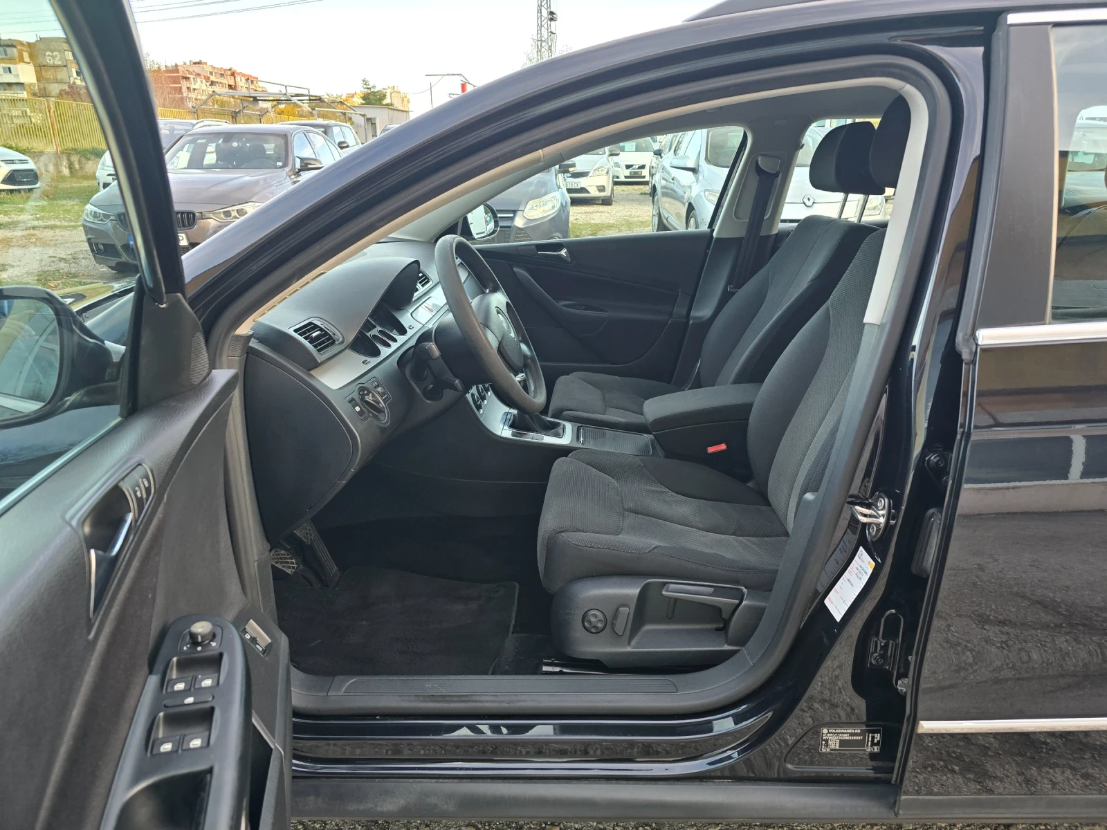 VW Passat 2.0 TDI 140 COMMON RAIL ITALY | Mobile.bg   10