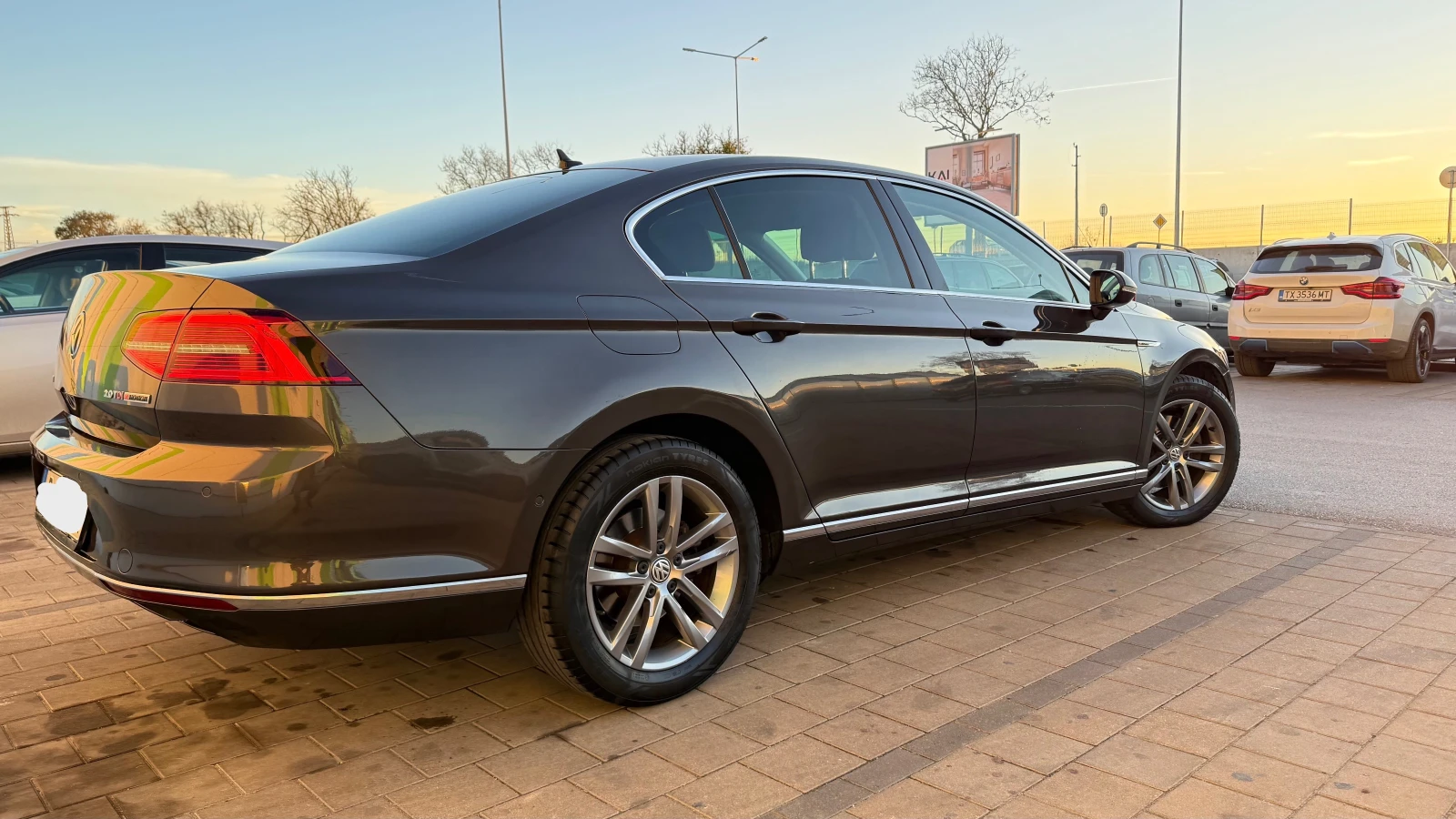 VW Passat Highline 4MOTION - изображение 10