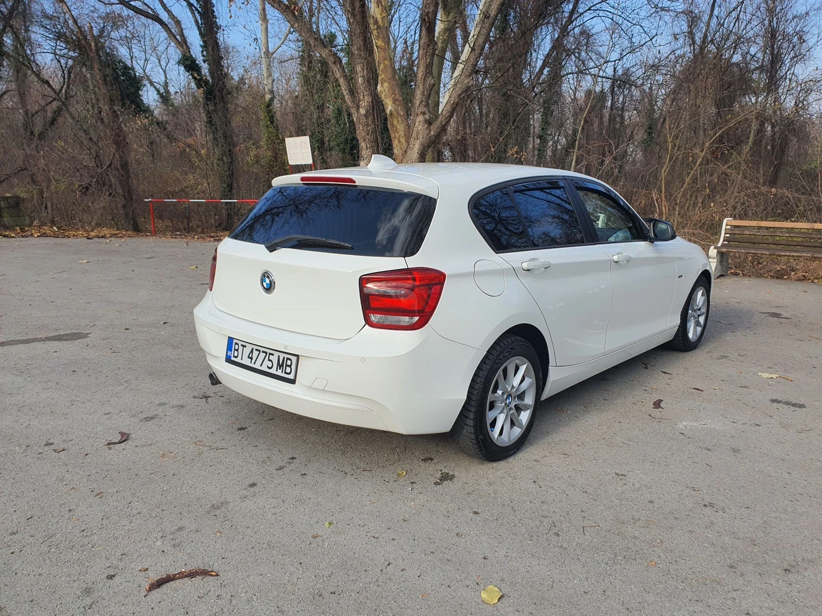 BMW 116 2.0D - изображение 5