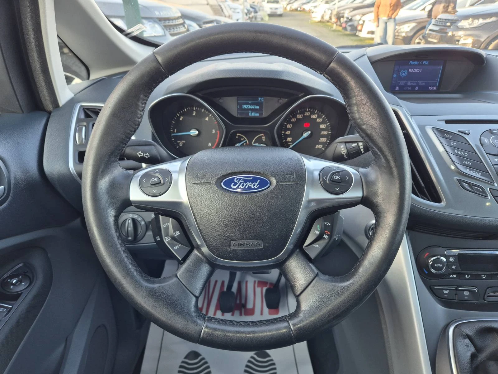 Ford C-max GRAND-1.6D-7 МЕСТА-ПАНОРАМА-TITANIUM - изображение 9