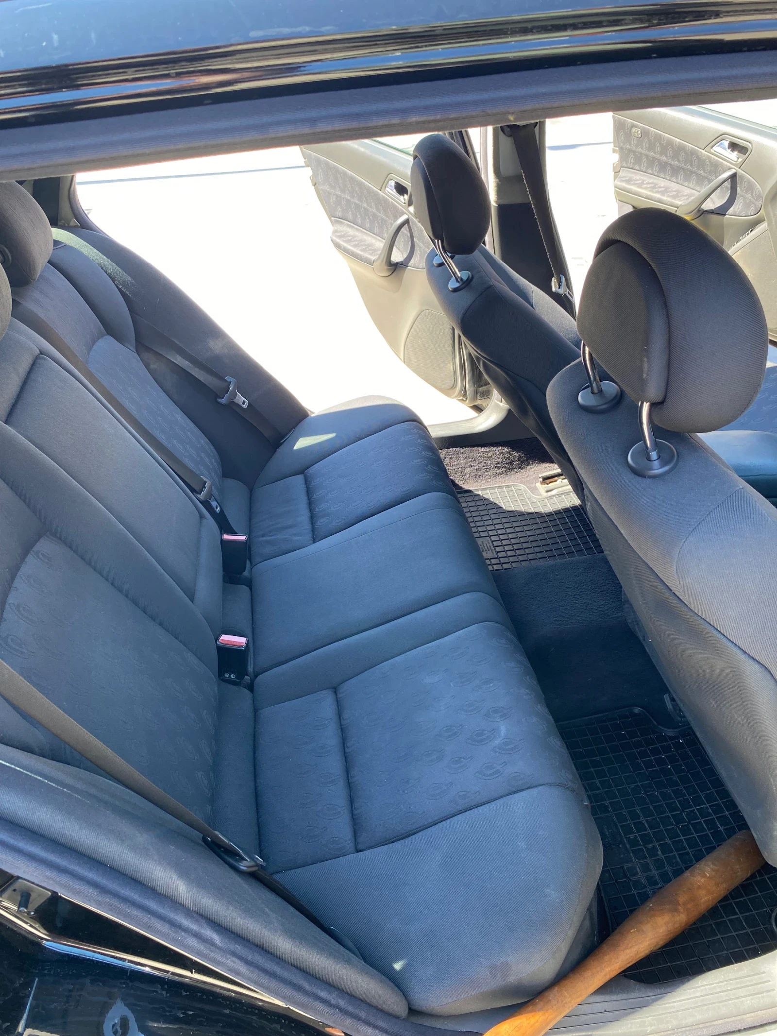 Mercedes-Benz 220, снимка 10 - Автомобили и джипове - 54172647