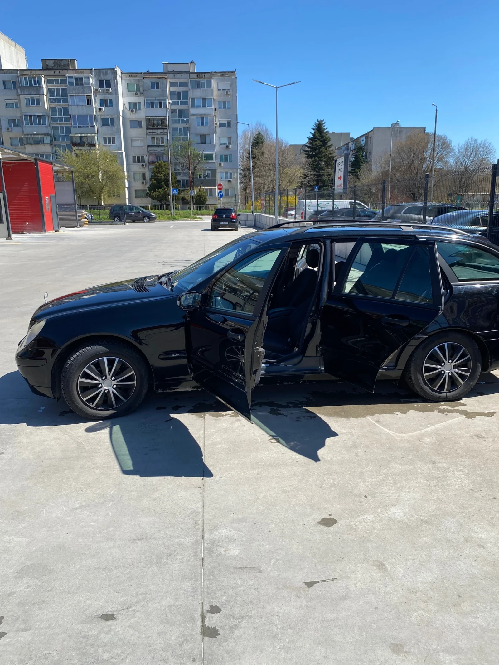 Mercedes-Benz 220, снимка 13 - Автомобили и джипове - 54172647