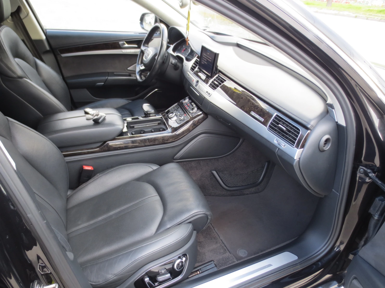 Audi A8 4.2 TDI, снимка 13 - Автомобили и джипове - 54249601