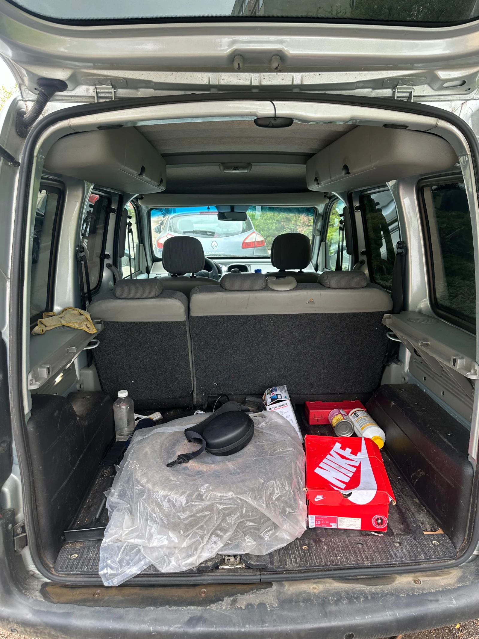 Renault Kangoo, снимка 17 - Автомобили и джипове - 54284900