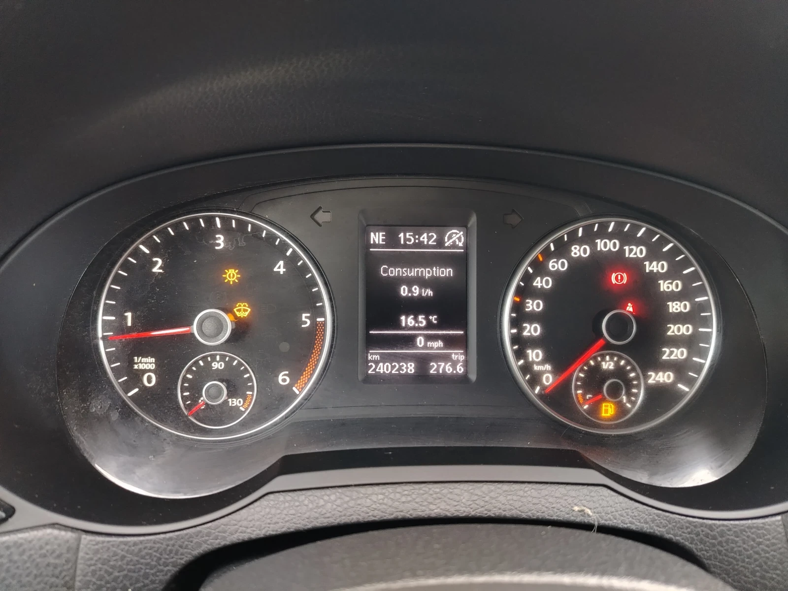 VW Sharan 2.0 TDI ПАНОРАМА, снимка 16 - Автомобили и джипове - 54338846