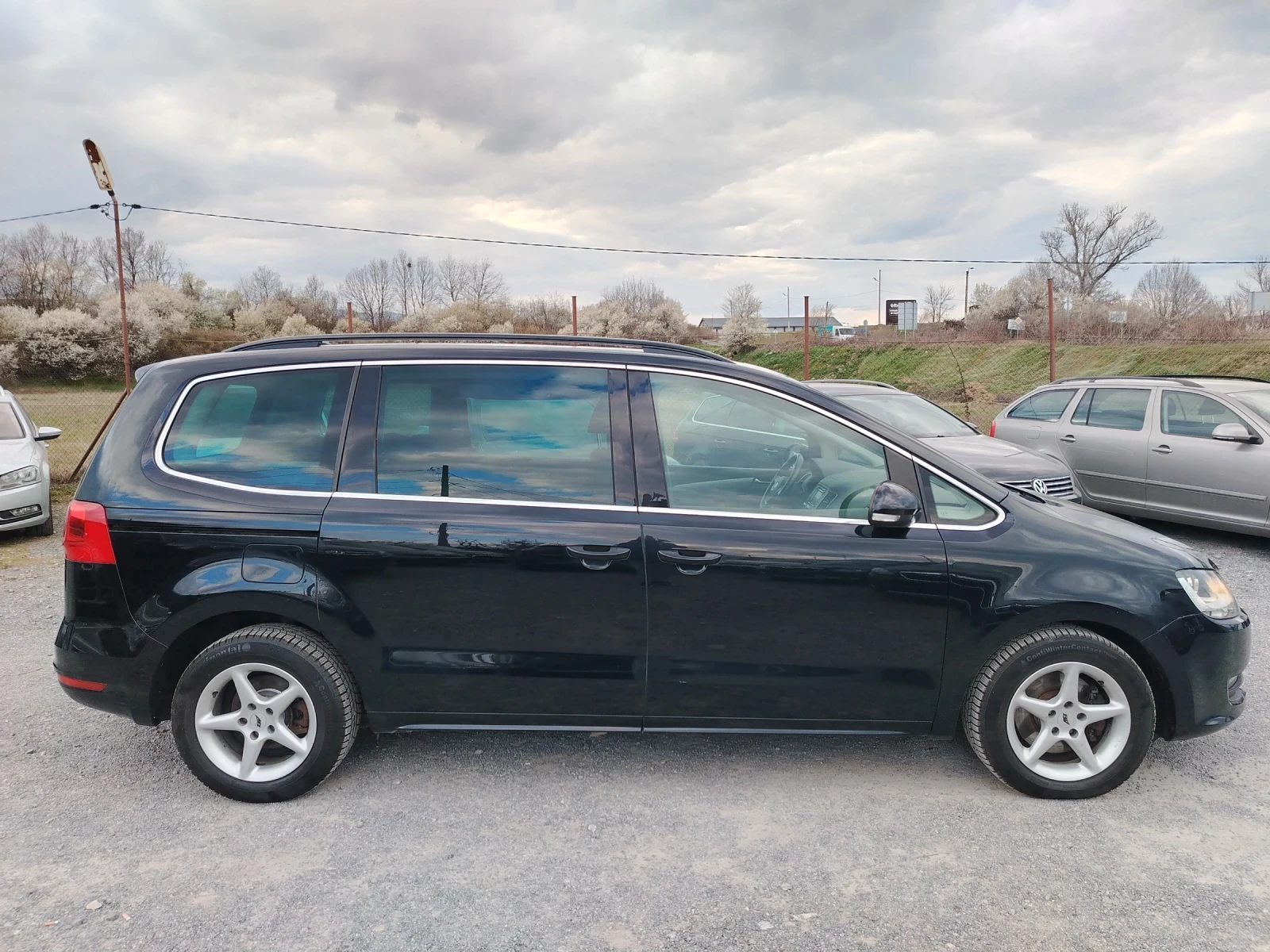 VW Sharan 2.0 TDI ПАНОРАМА, снимка 3 - Автомобили и джипове - 54338846
