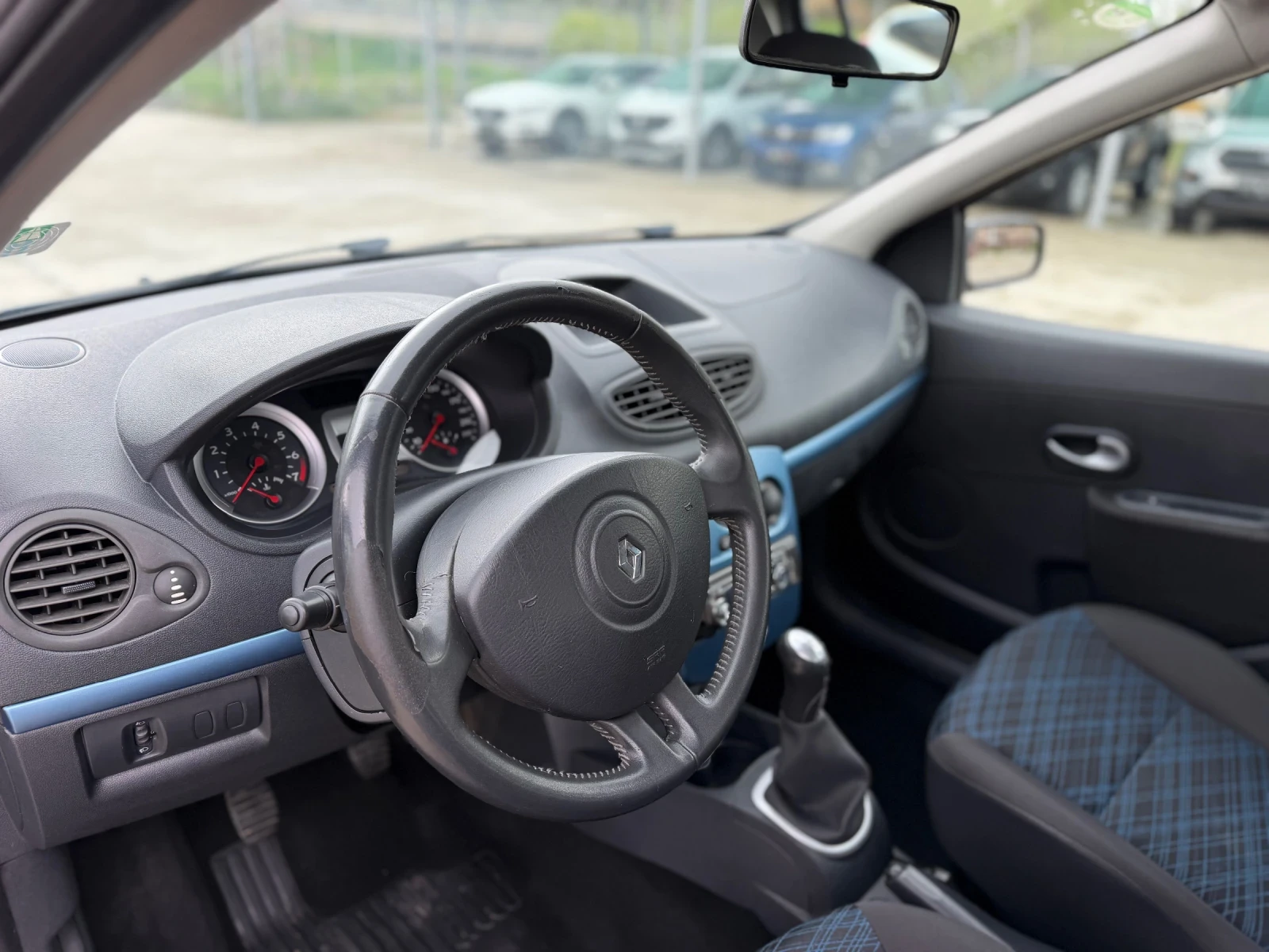 Renault Clio 1.2Benzin/144000km, снимка 12 - Автомобили и джипове - 54366247