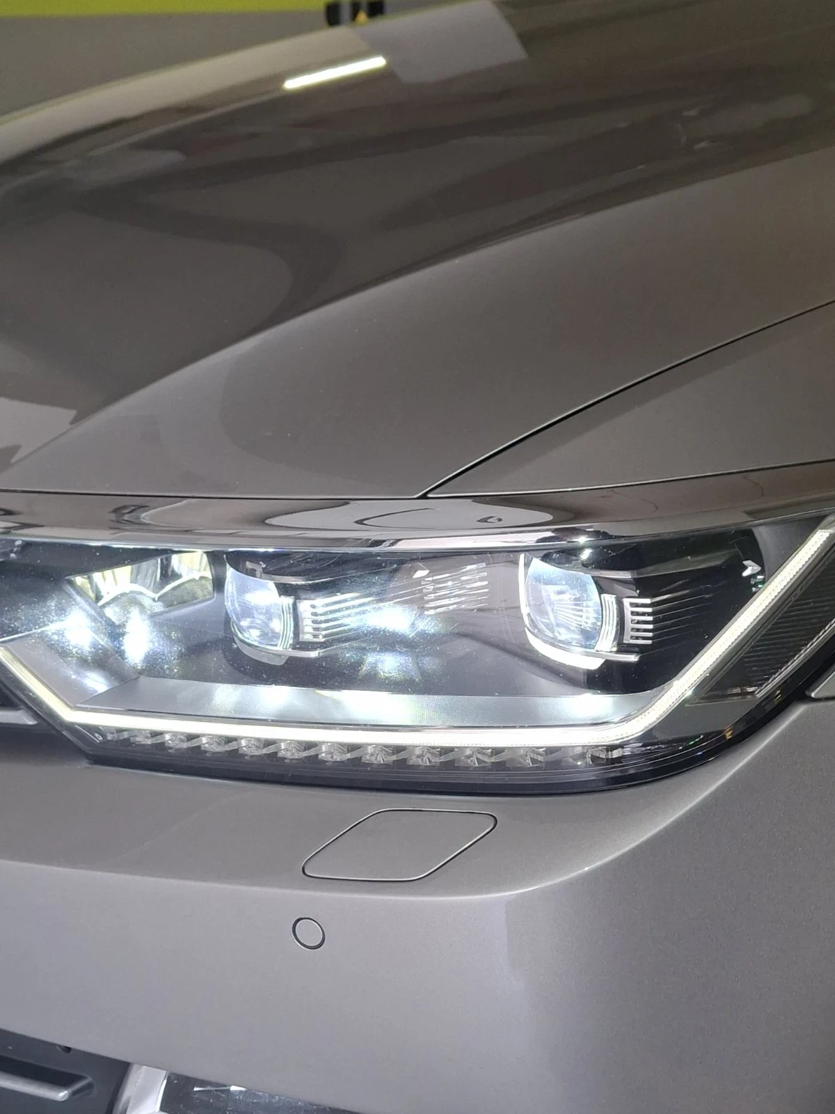 VW Passat, снимка 11 - Автомобили и джипове - 54401283
