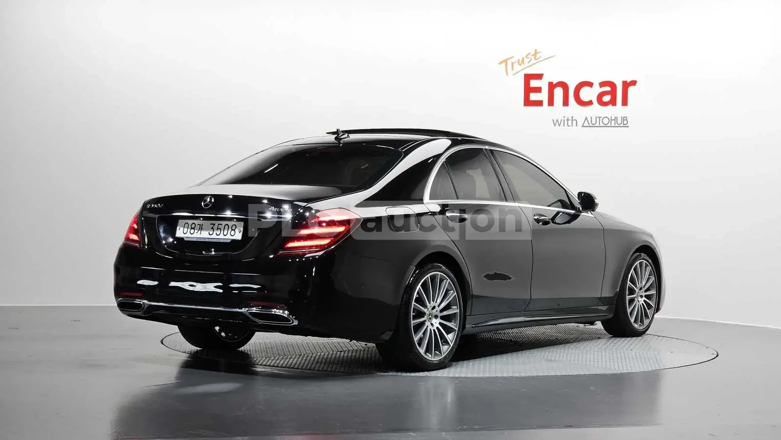 Mercedes-Benz S 350 BURMESTER/МАСАЖИ/ОБДУХВАНЕ/ПАНОРАМА/360, снимка 2 - Автомобили и джипове - 54567556