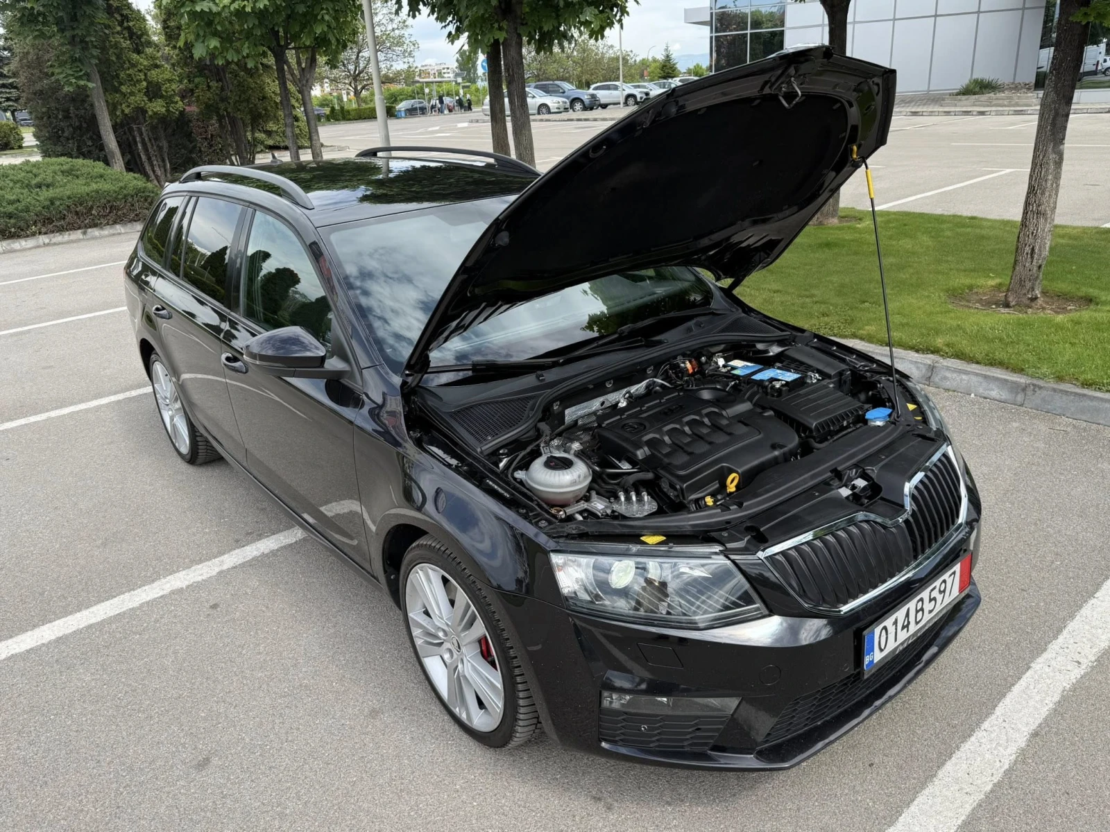 Skoda Octavia VRS SWISS !!! , снимка 9 - Автомобили и джипове - 54602514