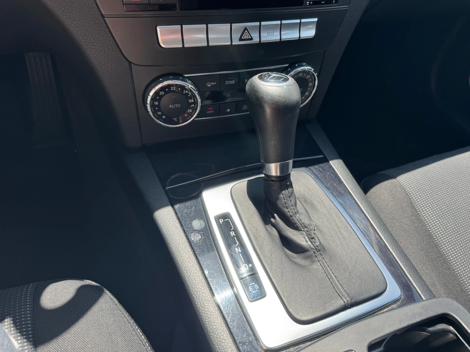 Mercedes-Benz C 200 200 CDI 136 , снимка 11 - Автомобили и джипове - 54706776
