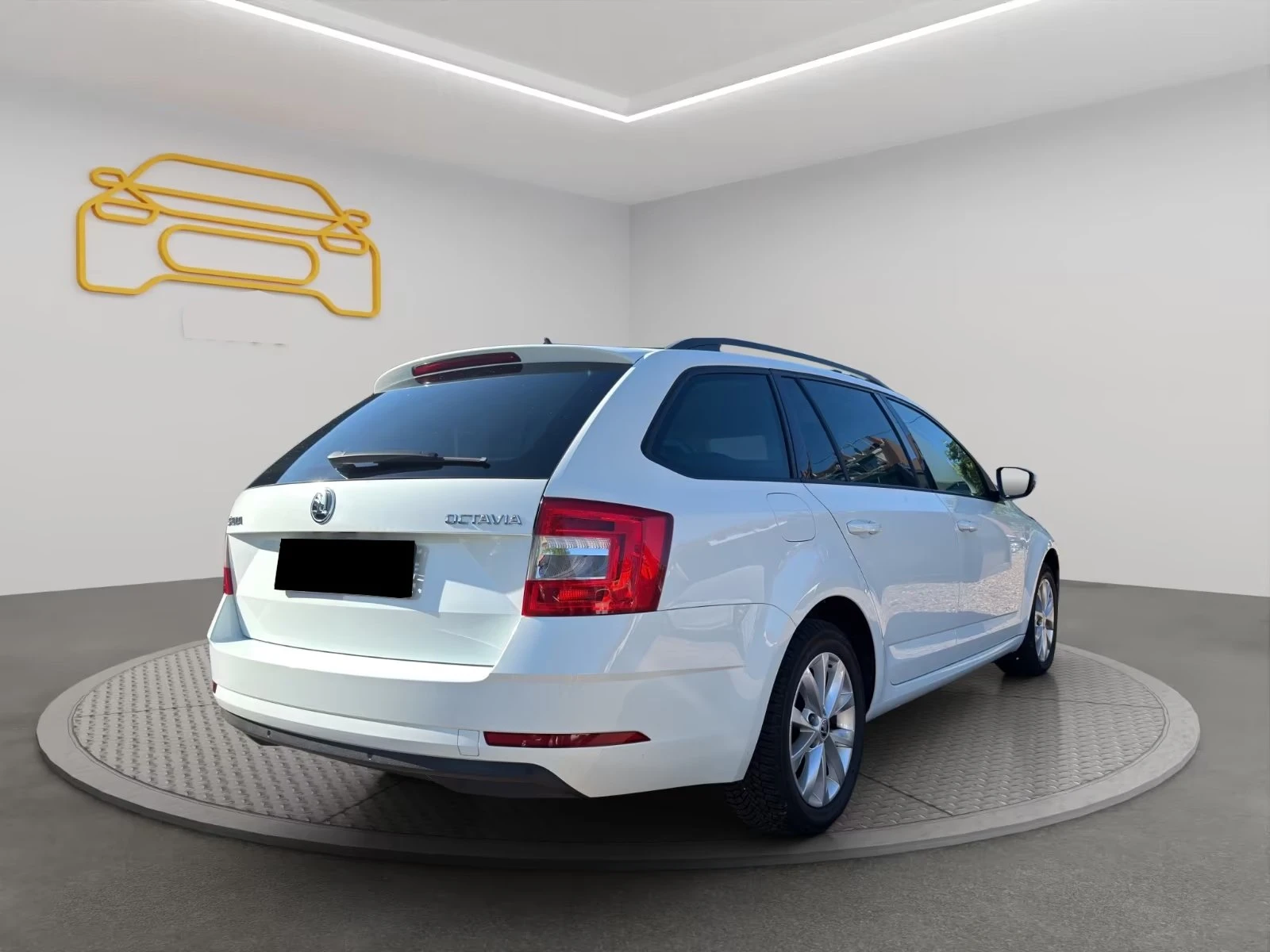 Skoda Octavia 🔥COMBI/STYLE/2.0TDI/DSG/150hp| ACC| Standh, снимка 4 - Автомобили и джипове - 54869815