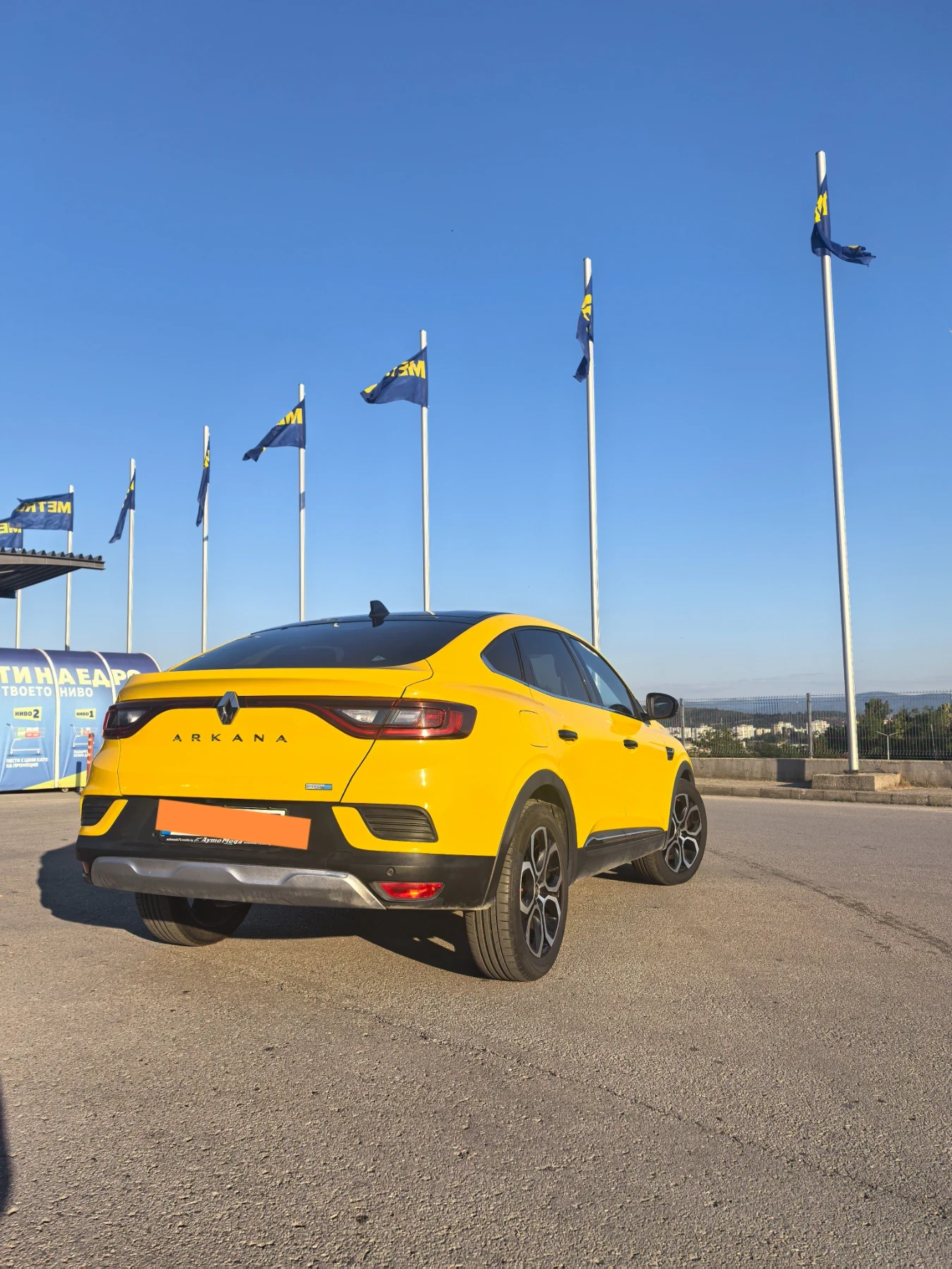 Renault Arkana, снимка 6 - Автомобили и джипове - 55093286