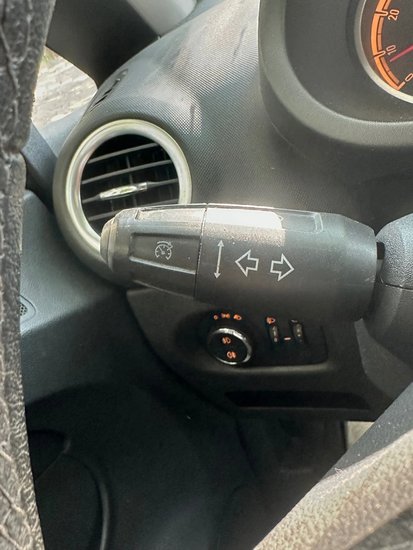 Opel Corsa 1.4i OPCline | Mobile.bg � ����������� 17