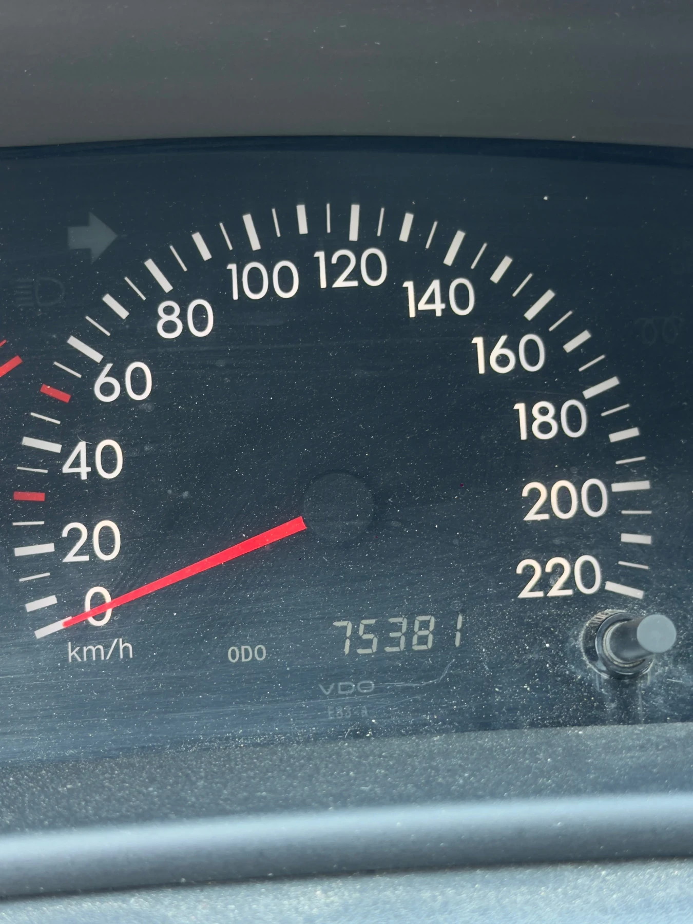Toyota Corolla 1.6 VVT-i, снимка 13 - Автомобили и джипове - 55508587