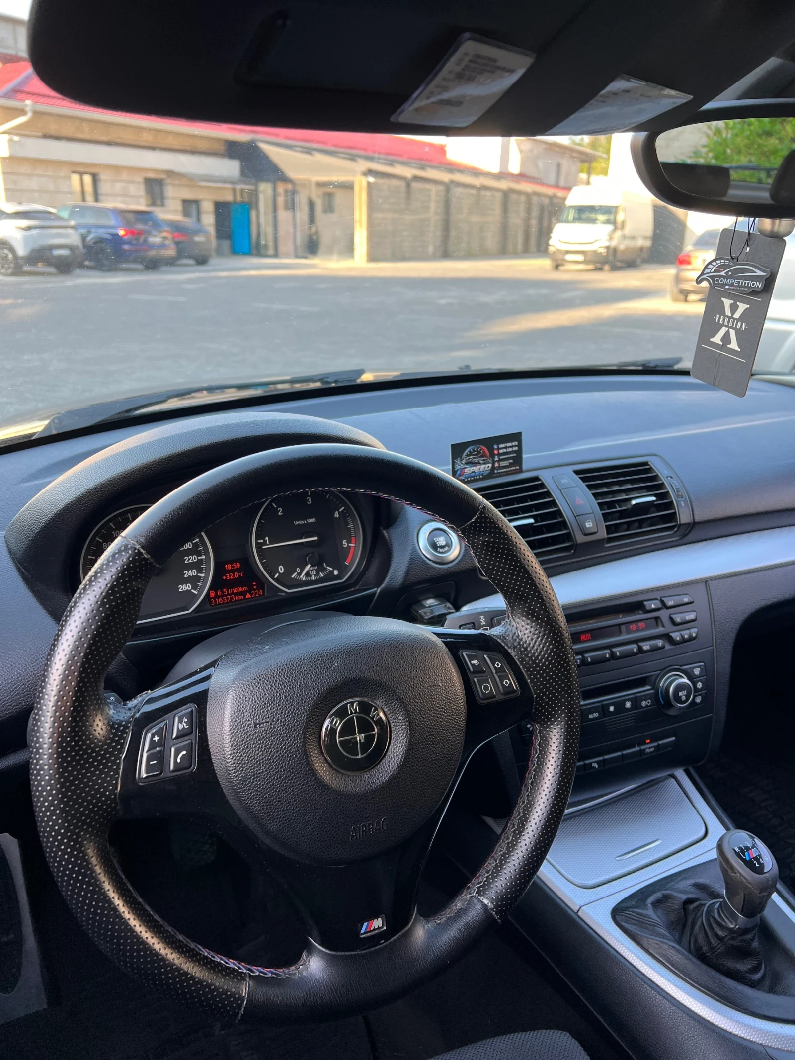 BMW 120, снимка 9 - Автомобили и джипове - 55646904