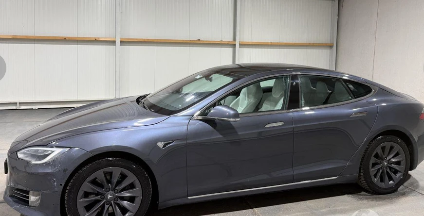 Tesla Model S S100D с Гаранция, снимка 5 - Автомобили и джипове - 56132296