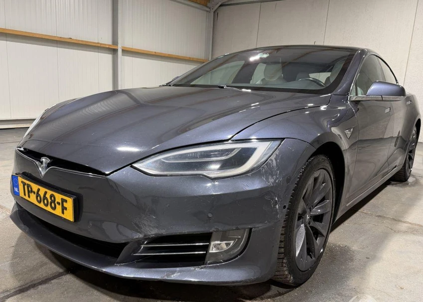 Tesla Model S S100D с Гаранция, снимка 7 - Автомобили и джипове - 56132296