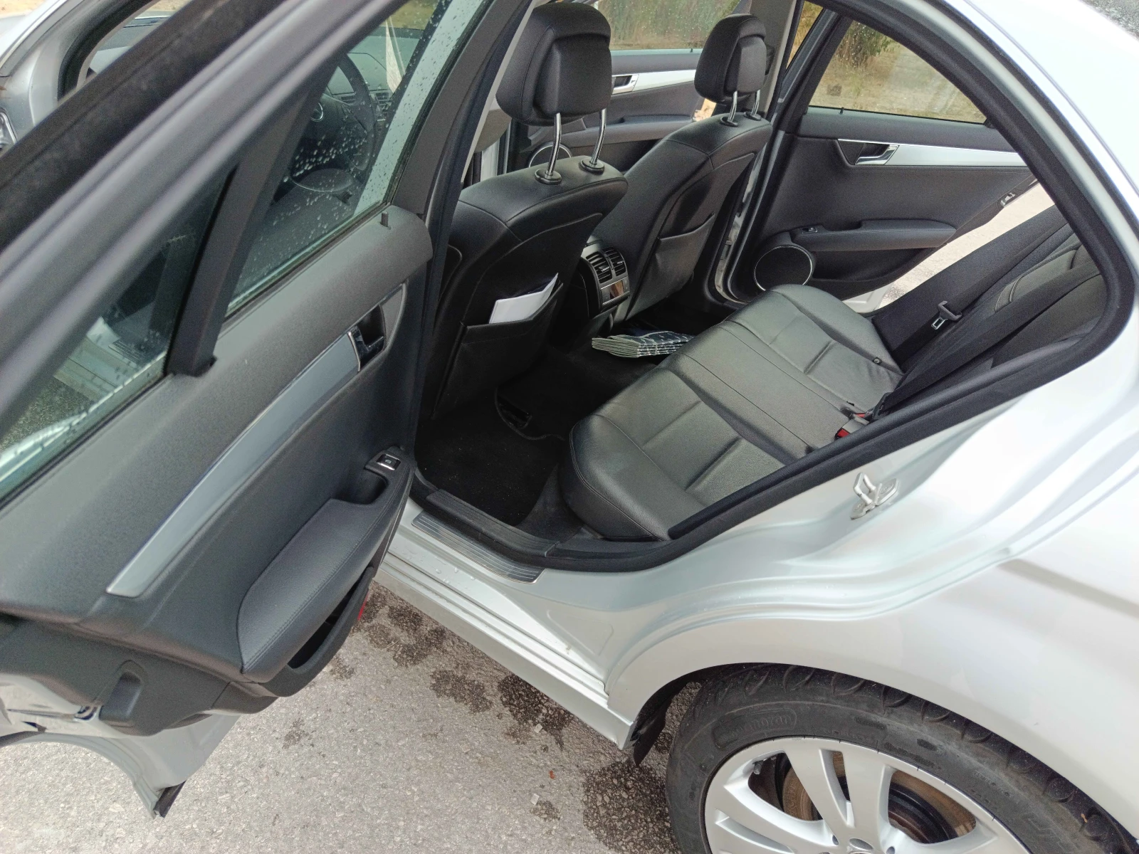 Mercedes-Benz C 350 w204, снимка 9 - Автомобили и джипове - 56172115