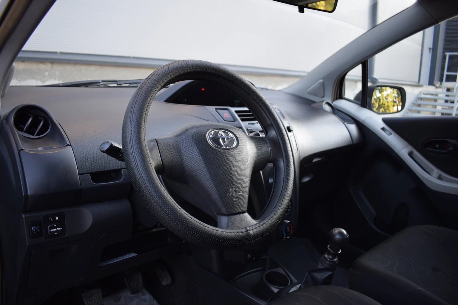 Toyota Yaris FACELIFT/1.33VVT-i/2012�/AC* /ISOFIX/Full/�������� | Mobile.bg � ����������� 14