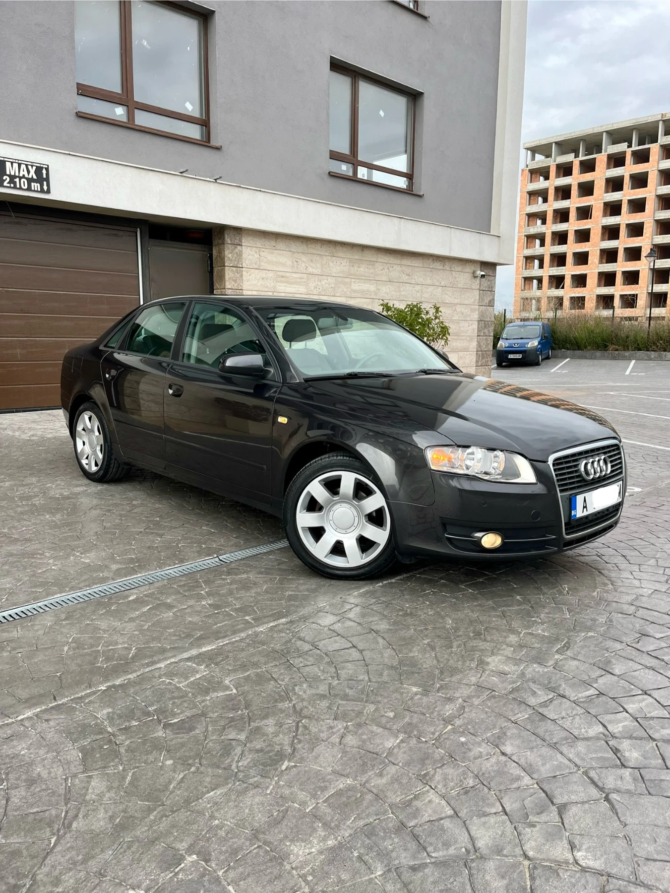 Audi A4 1.9TDI Кожа* Нави* Подгрев* Обслужена