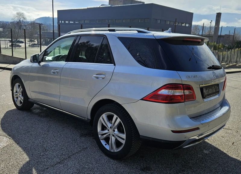 Mercedes-Benz ML 250 Bluetec, снимка 7 - Автомобили и джипове - 51158899