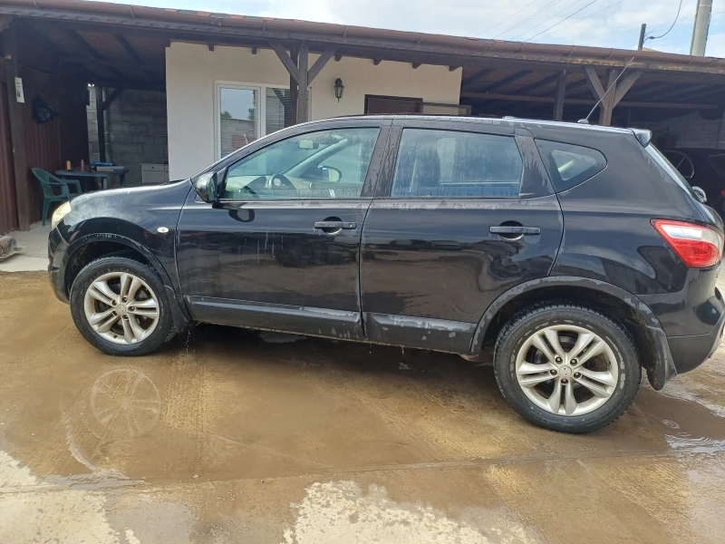 Nissan Qashqai 2.0 150к.с., снимка 3 - Автомобили и джипове - 51650789