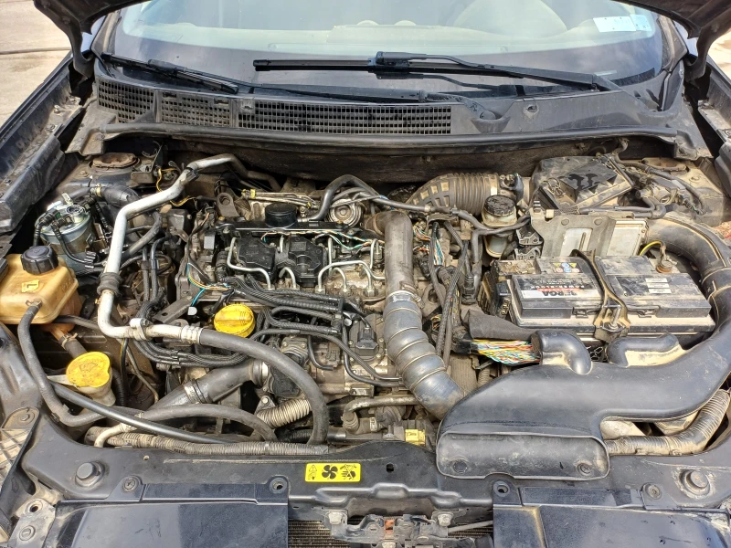 Nissan Qashqai 2.0 150к.с., снимка 10 - Автомобили и джипове - 51650789