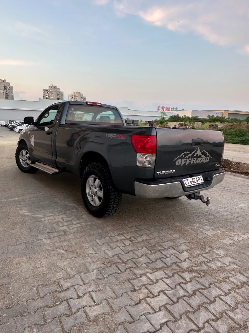 Toyota Tundra I-FORCE V8, снимка 4 - Автомобили и джипове - 52111931