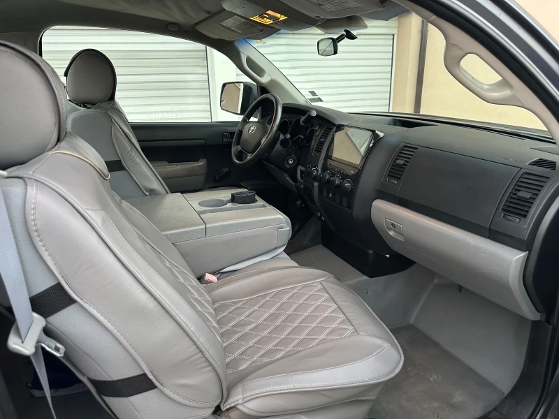 Toyota Tundra I-FORCE V8, снимка 8 - Автомобили и джипове - 52111931