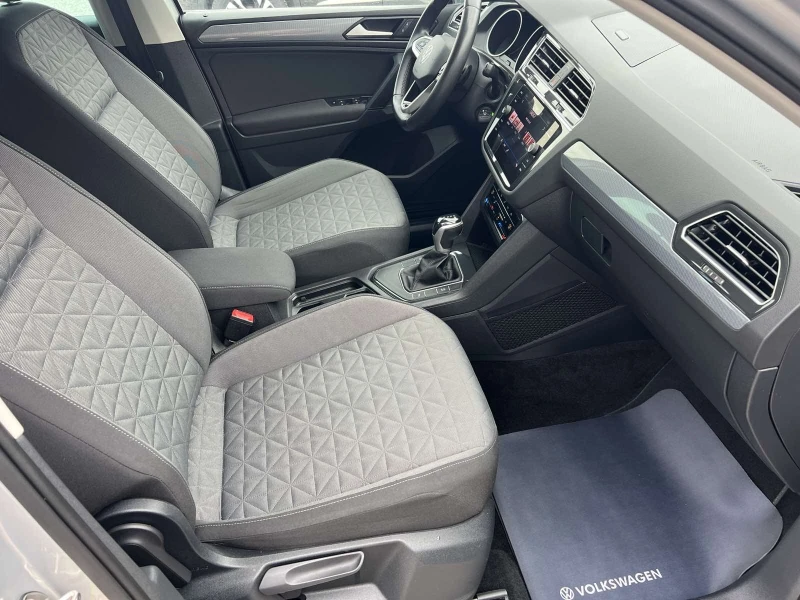 VW Tiguan 2.0 TDI Life  150 HP, снимка 10 - Автомобили и джипове - 52149578