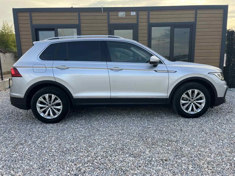 VW Tiguan 2.0 TDI Life  150 HP, снимка 4 - Автомобили и джипове - 52149578