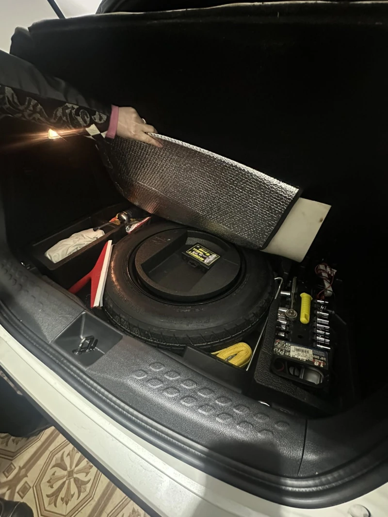 Toyota C-HR, снимка 5 - Автомобили и джипове - 53141349