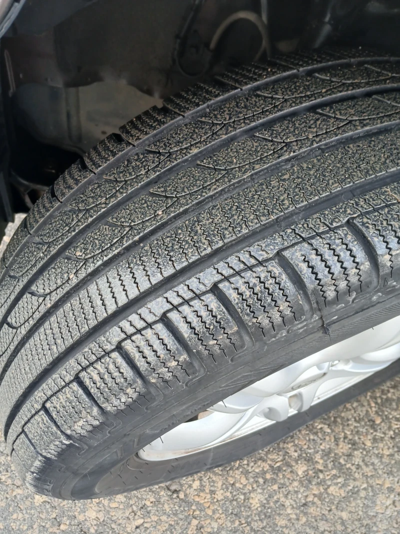 Kia Sportage, снимка 15 - Автомобили и джипове - 53225071