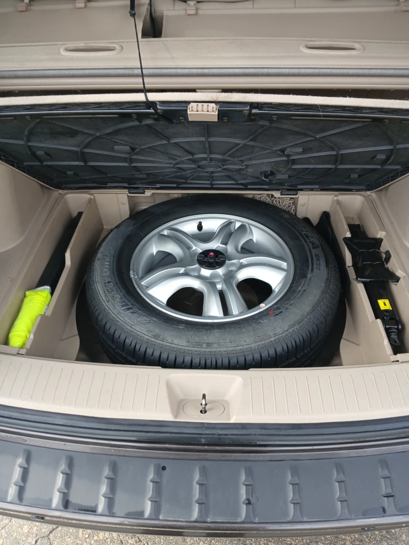 Kia Sportage, снимка 10 - Автомобили и джипове - 53225071