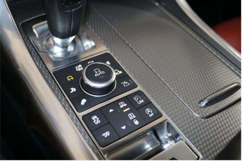 Land Rover Range Rover Sport SVR* MERIDIAN* ХЕДЪП* МЪРТВА* ТОЧКА* LANE* ASSIST*, снимка 11 - Автомобили и джипове - 53323603