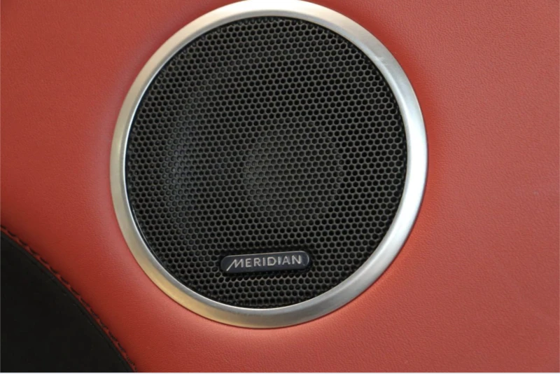 Land Rover Range Rover Sport SVR* MERIDIAN* ХЕДЪП* МЪРТВА* ТОЧКА* LANE* ASSIST*, снимка 12 - Автомобили и джипове - 53323603