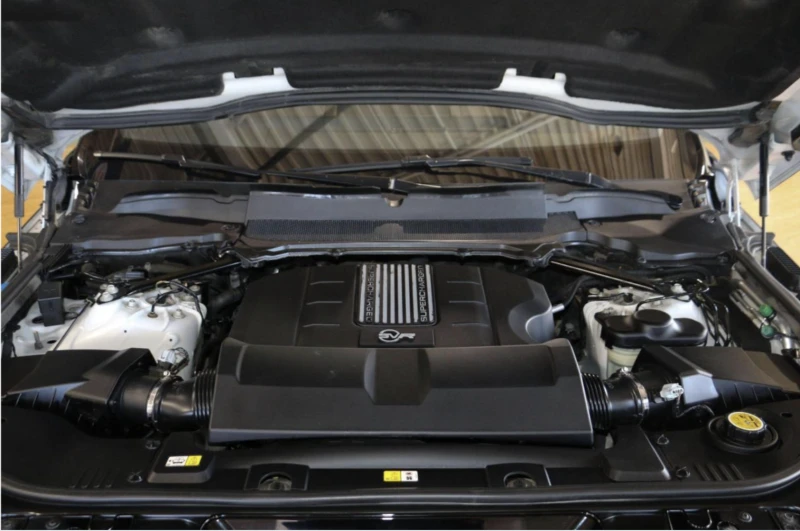 Land Rover Range Rover Sport SVR* MERIDIAN* ХЕДЪП* МЪРТВА* ТОЧКА* LANE* ASSIST*, снимка 17 - Автомобили и джипове - 53323603