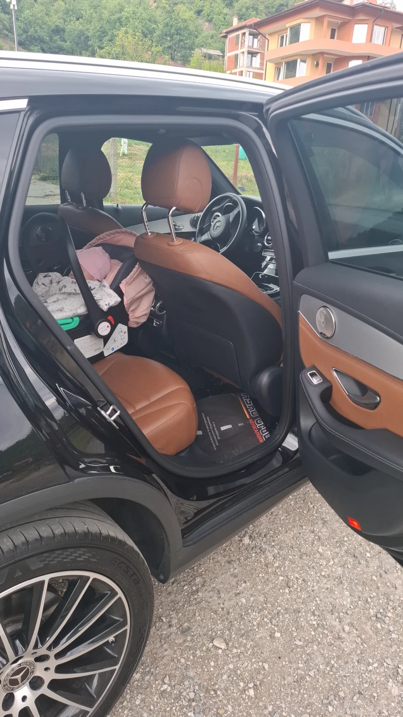 Mercedes-Benz GLC 250, снимка 4 - Автомобили и джипове - 53594881