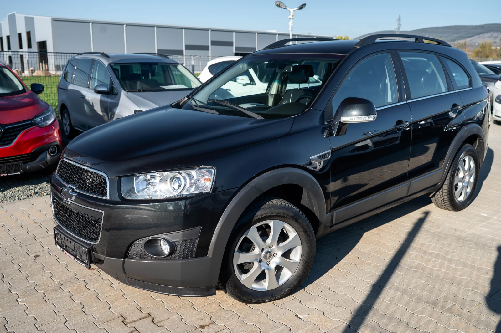 Chevrolet Captiva 2.2* 184кс* 7места* полукожа - изображение 3